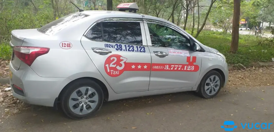Đổi vf5 sang limo - Ngoại thất 3