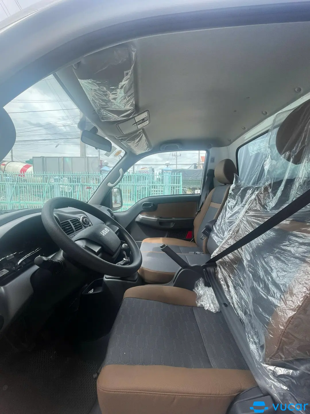 Kia Frontier K250 Thùng Kín 2025 - Nội thất 2