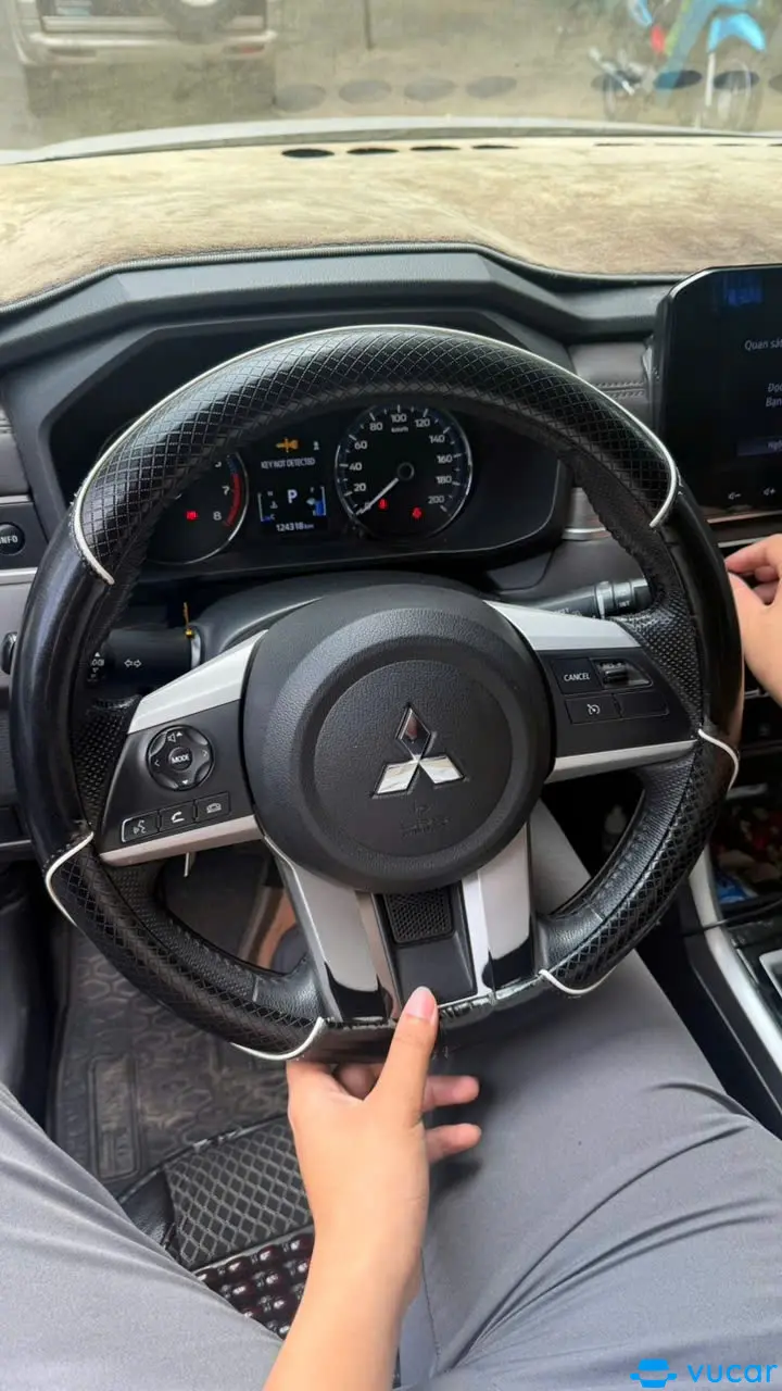 Xpander Premium N/A - Nội thất 7