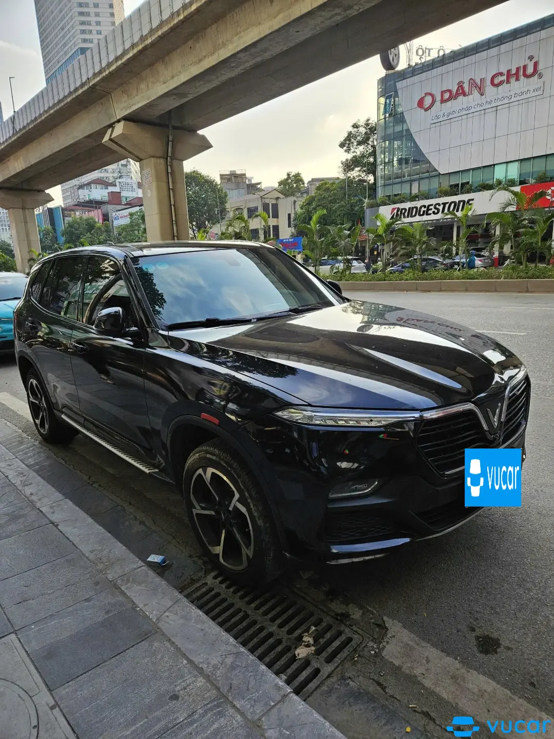 VinFast Lux sa 2.0 Base 2022 - Ngoại thất 4