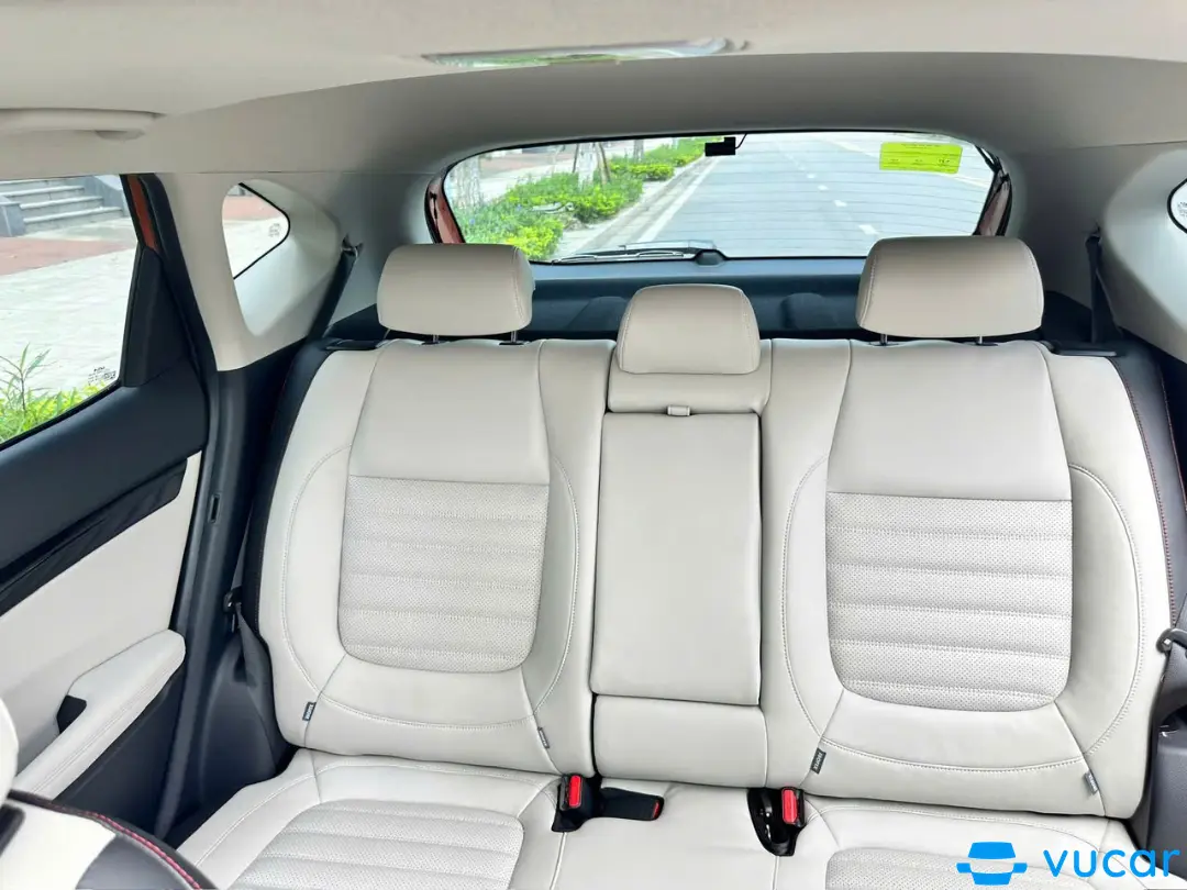 Kia Seltos Premium 1.6 AT 2023 - Nội thất 5