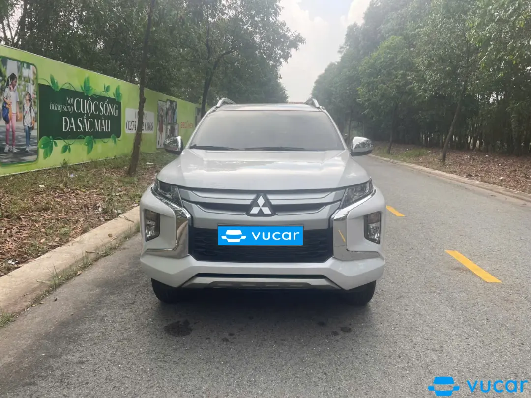 Mitsubishi Triton 2023