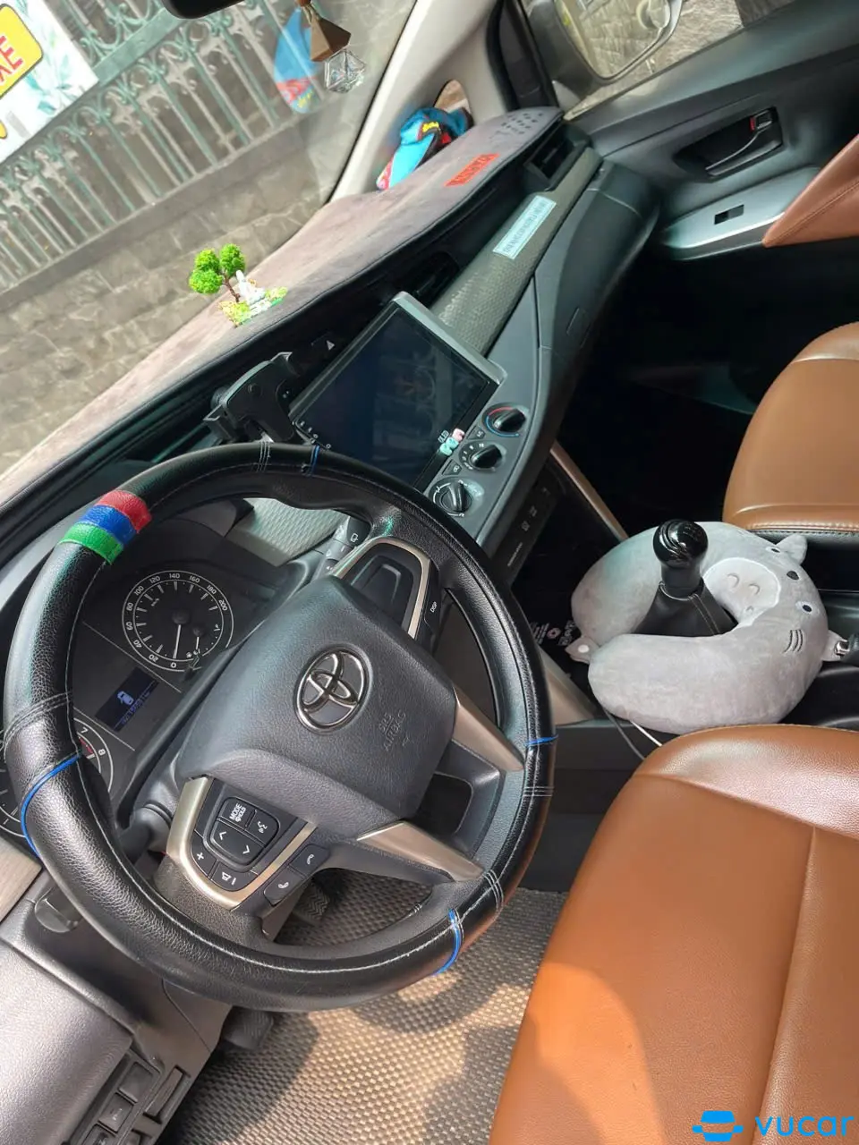 Toyota Innova 2018 2.0E - Nội thất 2