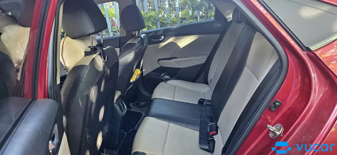 Hyundai Accent 1.4 AT Đặc Biệt 2021 - Nội thất 3