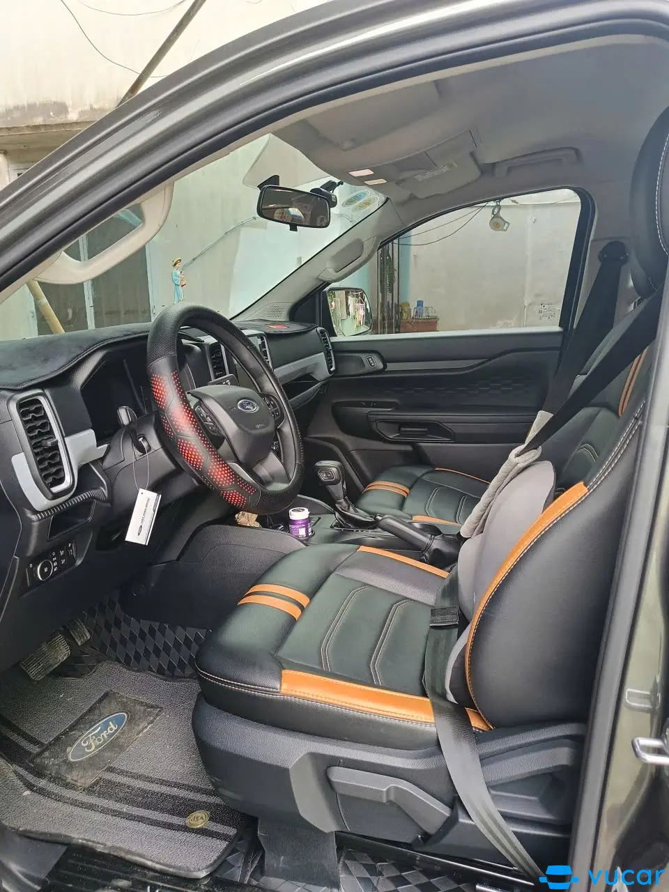 Ford Ranger XLS AT 4x2 2024 - Nội thất 2