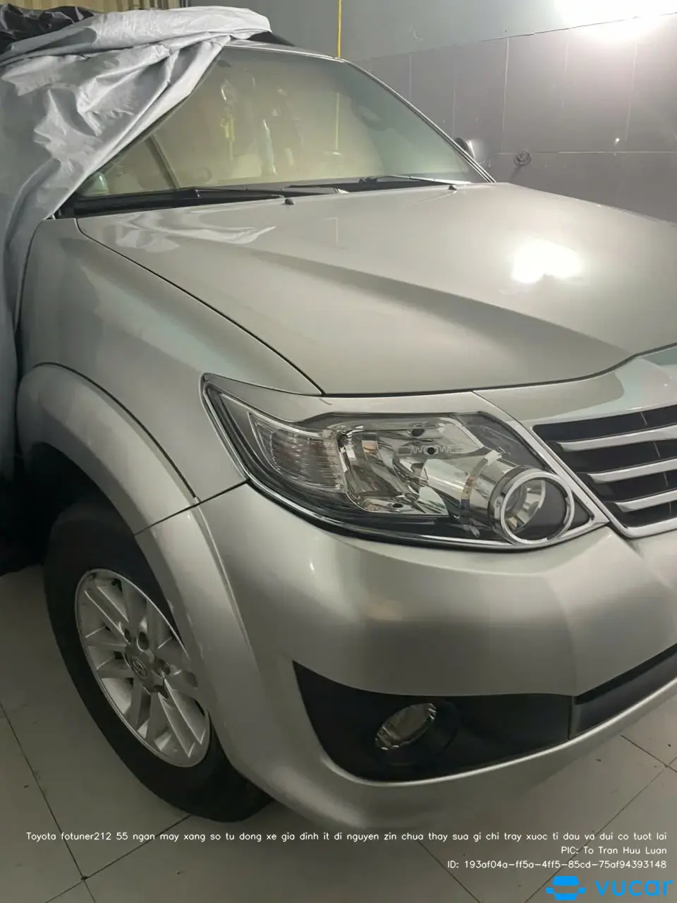 Toyota fotuner212 55 ngàn máy xăng số tự động xe gia đình ít đi nguyên zin chưa thay sữa gì chỉ trầy xước tí dầu và đui có tuốt lại - Ngoại thất 25