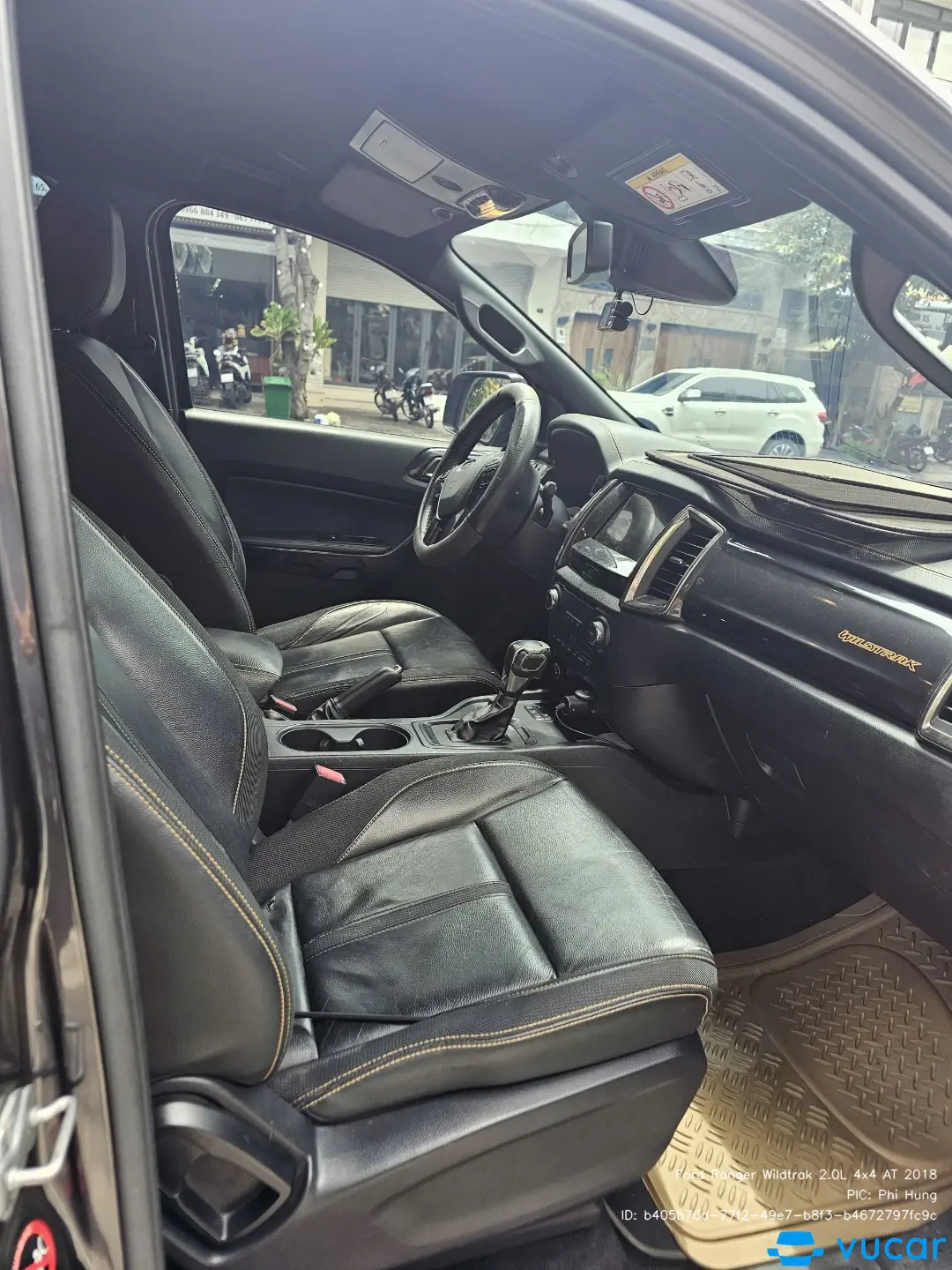 Ford Ranger Wildtrak 2.0L 4x4 AT 2018 - Nội thất 5