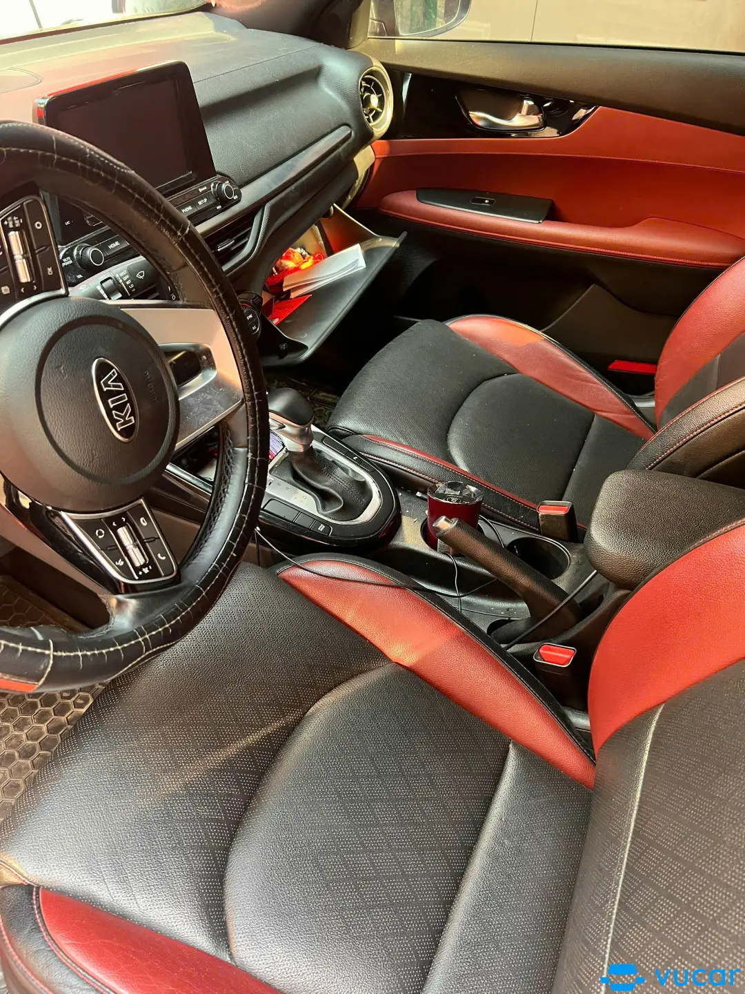 Kia Cerato 2.0 AT Premium 2019 - Nội thất 8