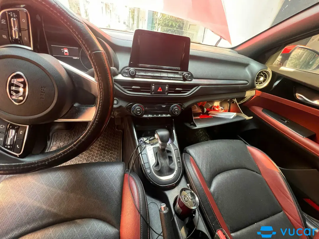 Kia Cerato 2.0 AT Premium 2019 - Nội thất 5
