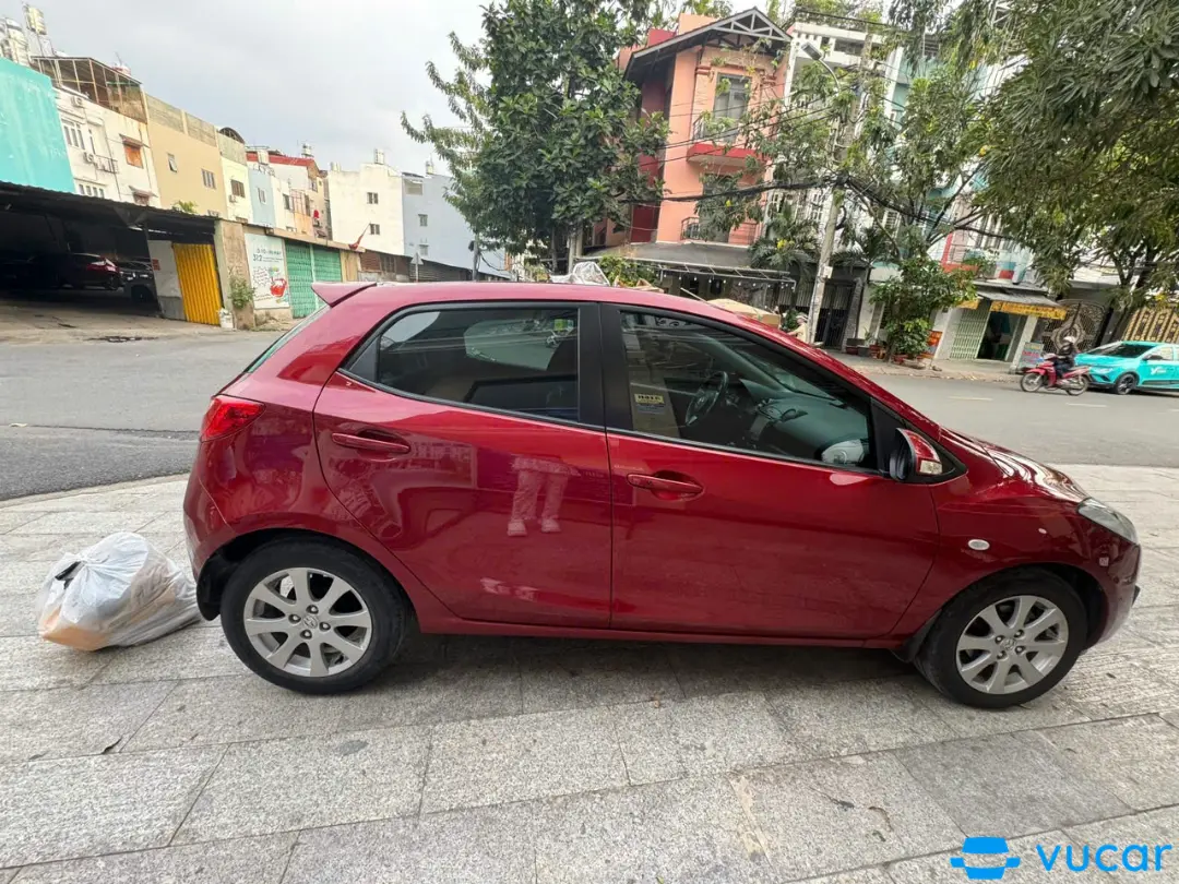 Mazda 2 2015 S - Ngoại thất 5