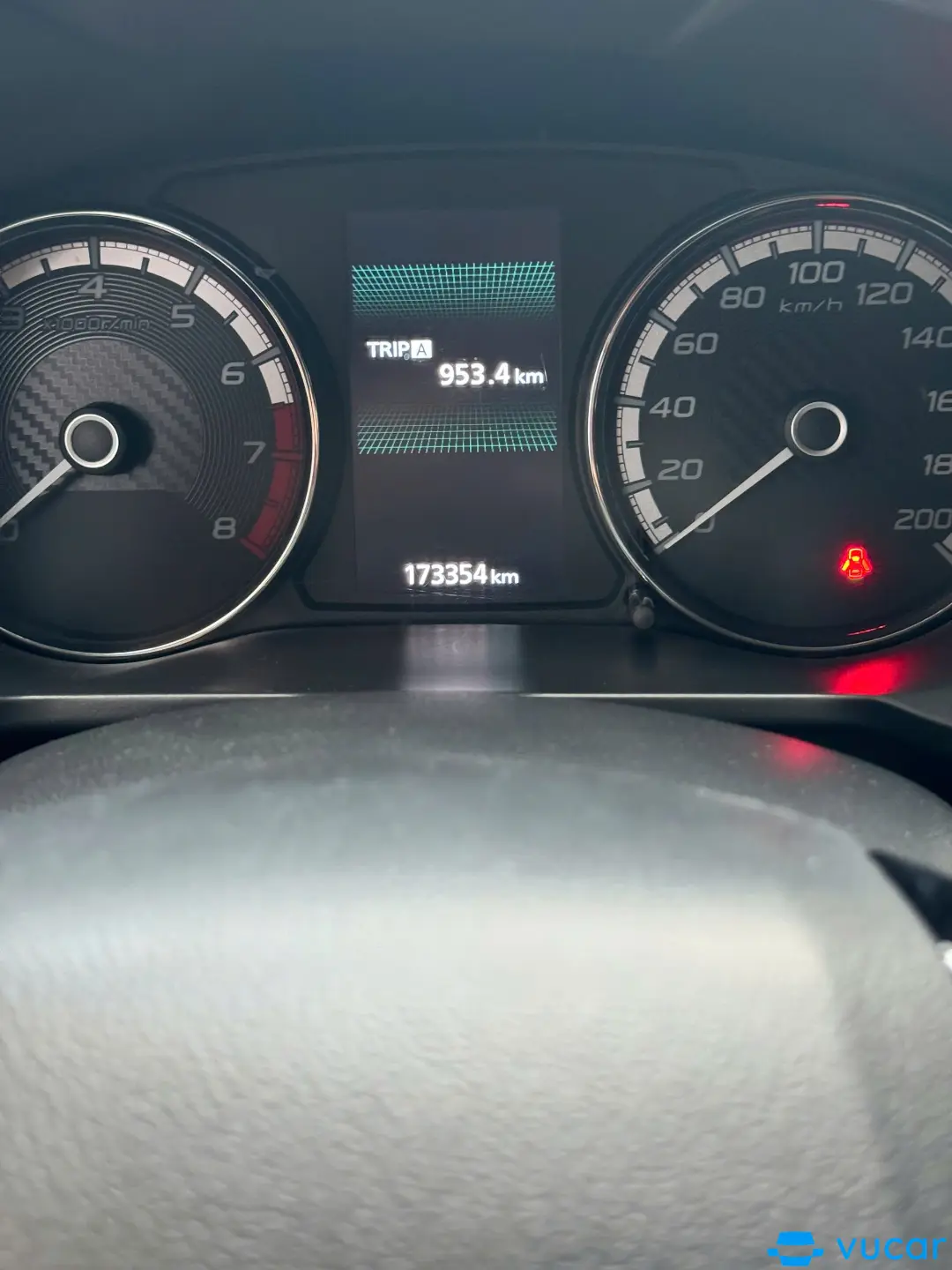Mitsubishi Xpander 1.5 AT 2021 - Nội thất 14