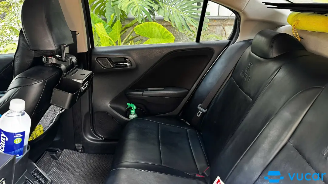 Honda City 1.5 AT 2016 - Nội thất 9