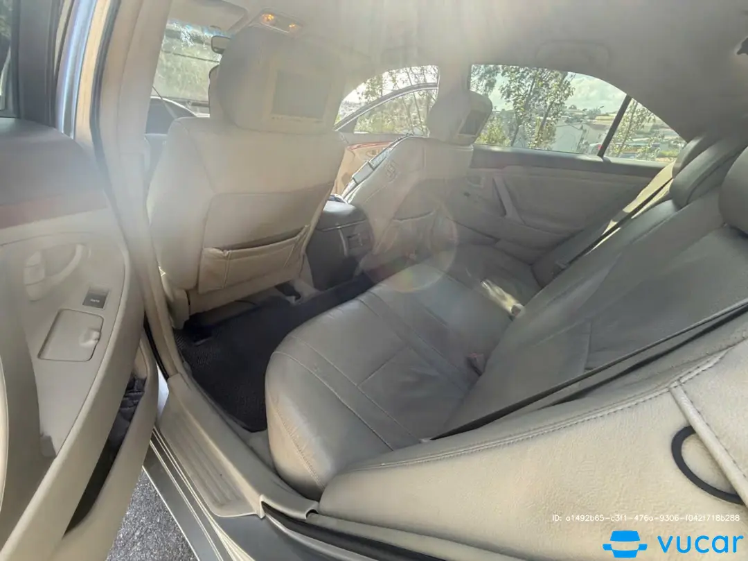 Toyota Camry 2.4G 2009 - Nội thất 3
