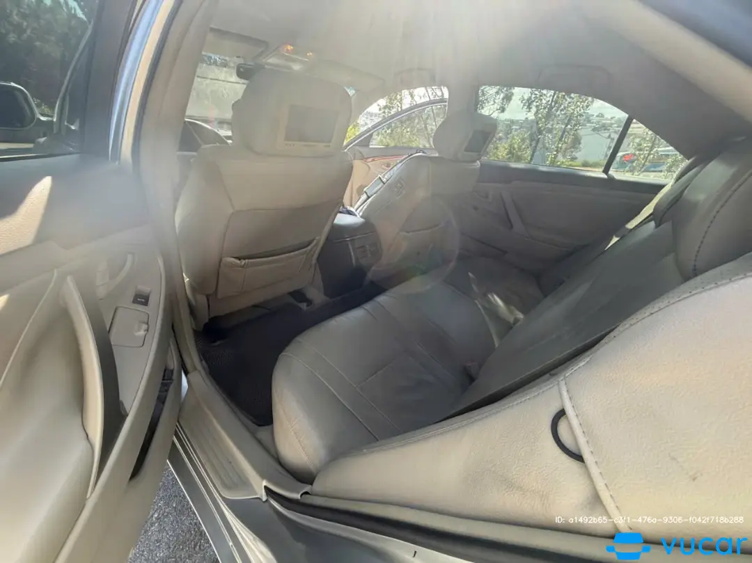 Toyota Camry 2.4G 2009 - Nội thất 2