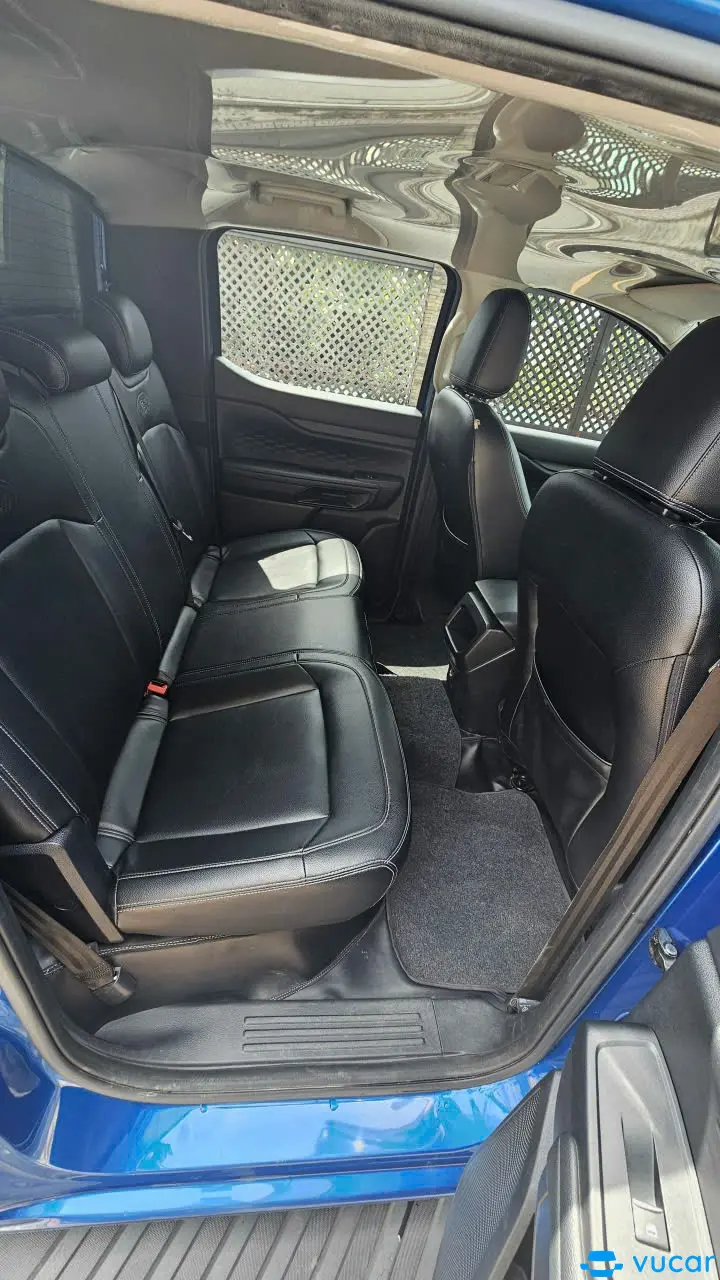 Ford Ranger XLS 2.0L 4x2 AT 2023 - Nội thất 6