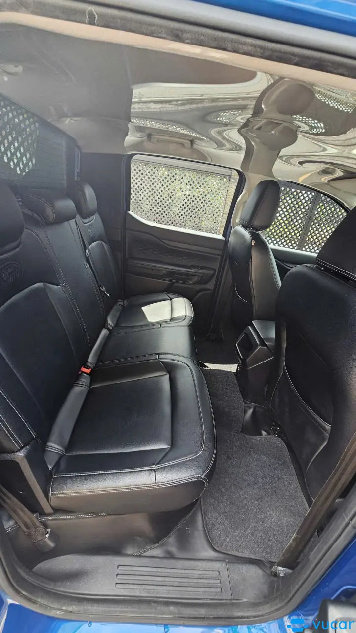 Ford Ranger XLS 2.0L 4x2 AT 2023 - Nội thất 5
