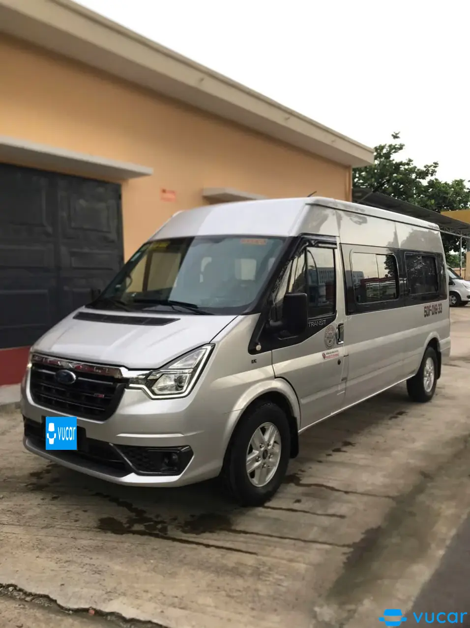 Ford Transit 16c 2022 - Ngoại thất 1