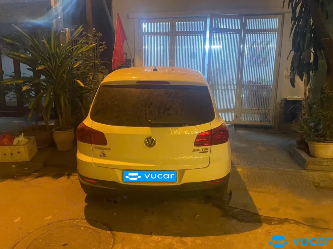 Ảnh xe Volkswagen Tiguan 2.0 AT 2012