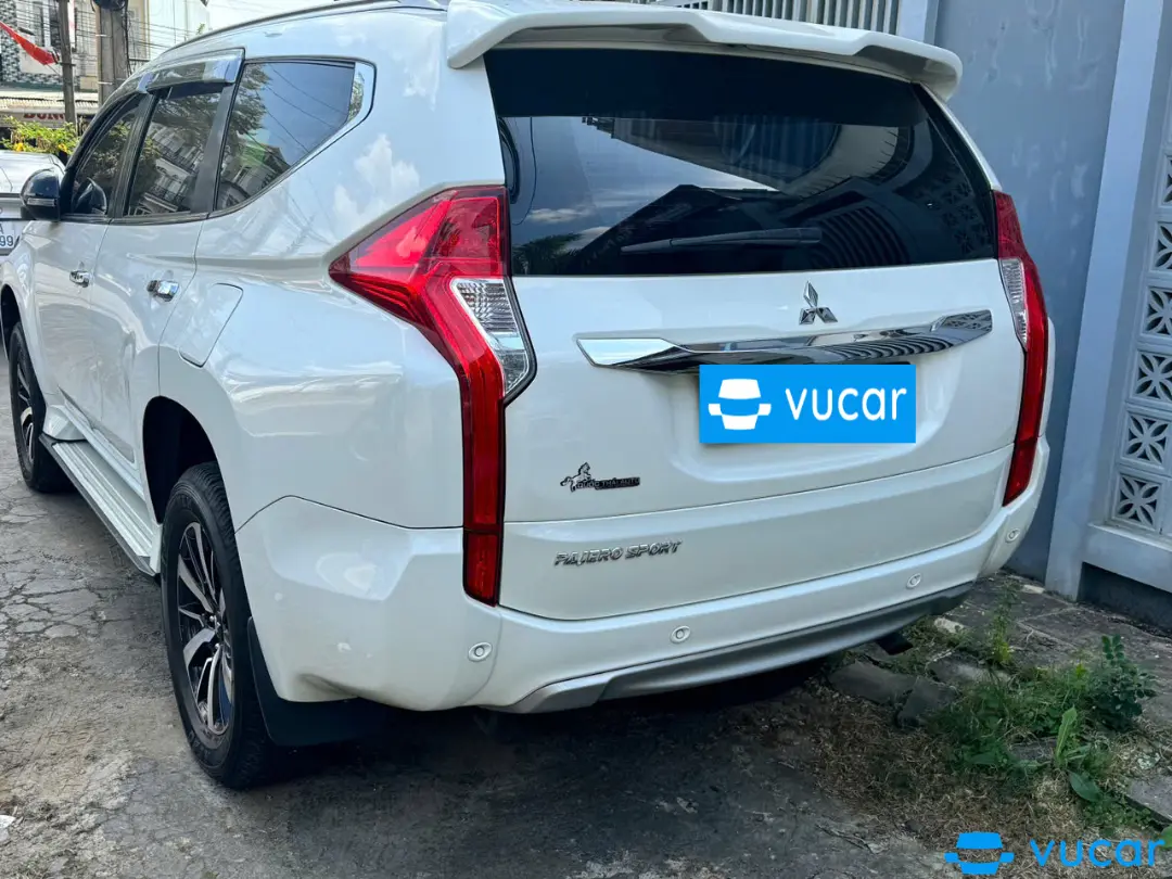 Mitsubishi 2.4d 4x2 at pajero sport 2018 - Ngoại thất 1
