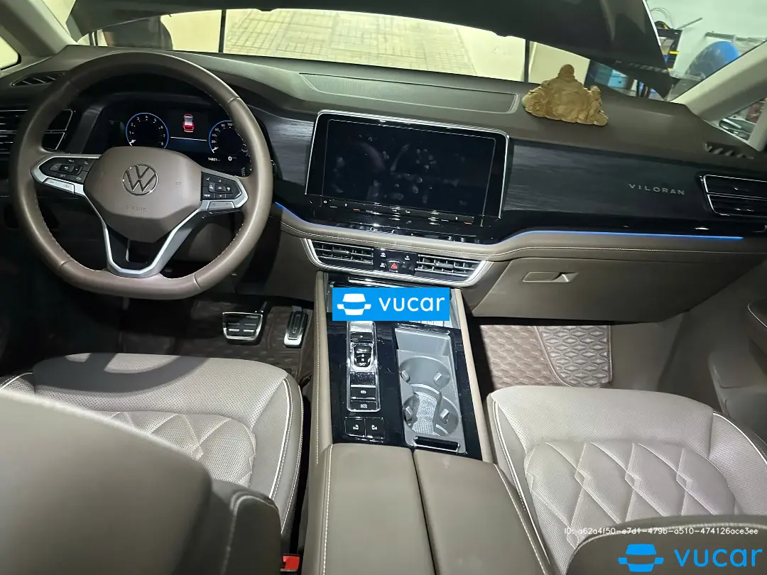 Volkswagen Viloran Luxury 2024 - Nội thất 1