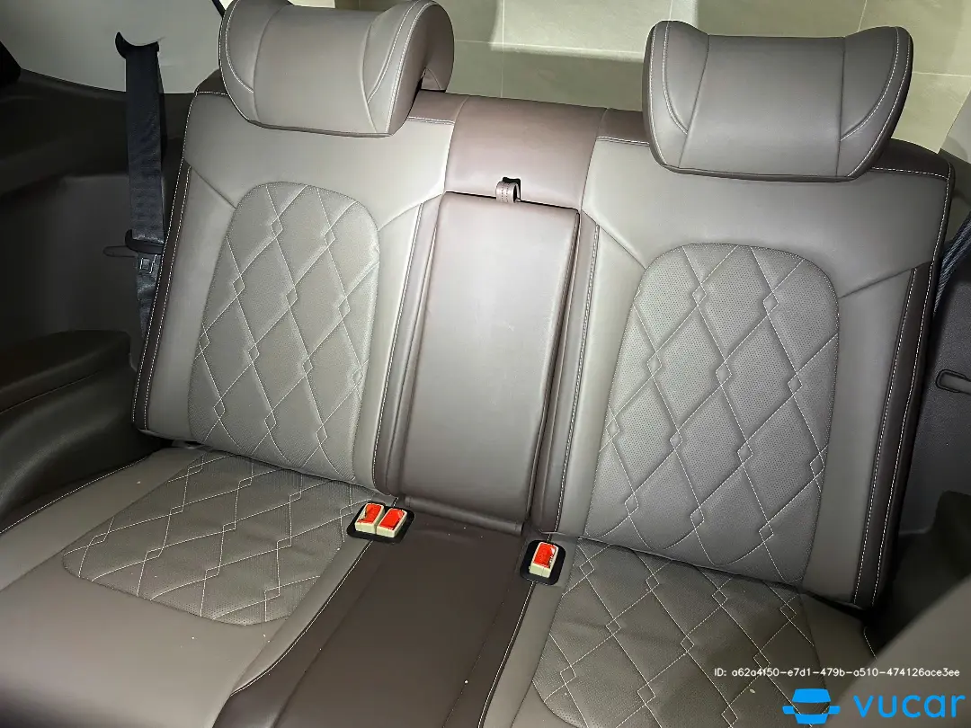 Volkswagen Viloran Luxury 2024 - Nội thất 6