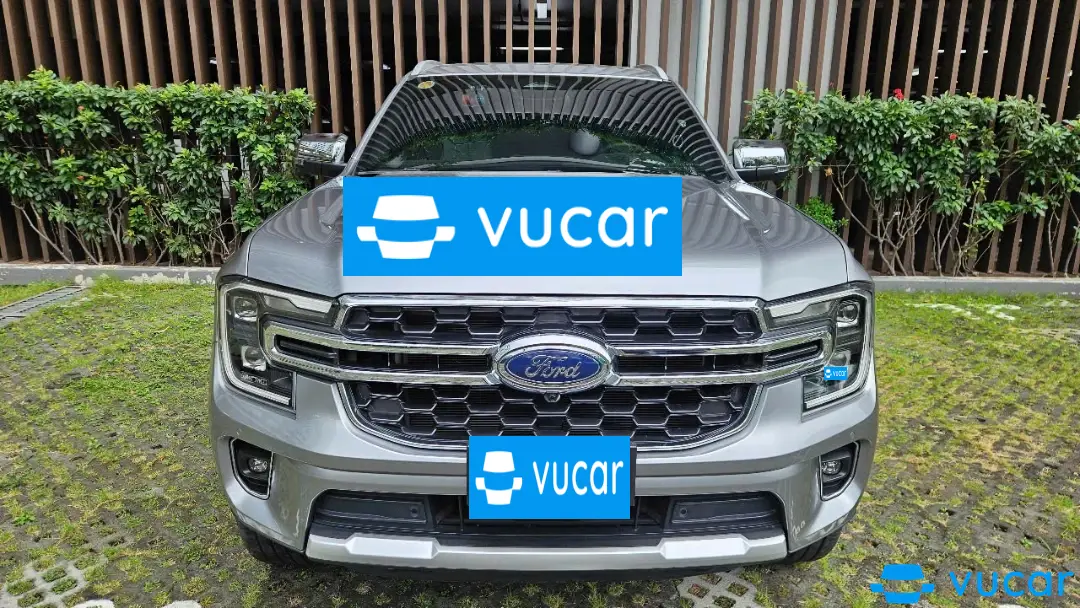 Ảnh xe Ford Everest Titanium Plus 2.0L 4x4 AT 2023 - ảnh 5