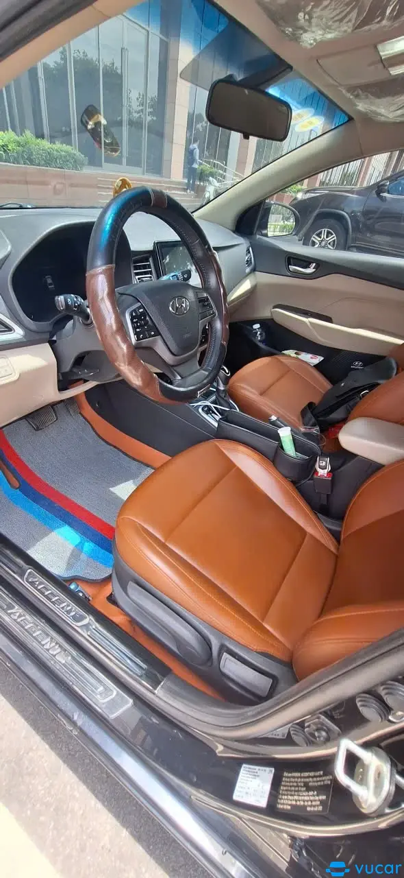 Hyundai Accent 1.4 AT 2022 - Nội thất 1
