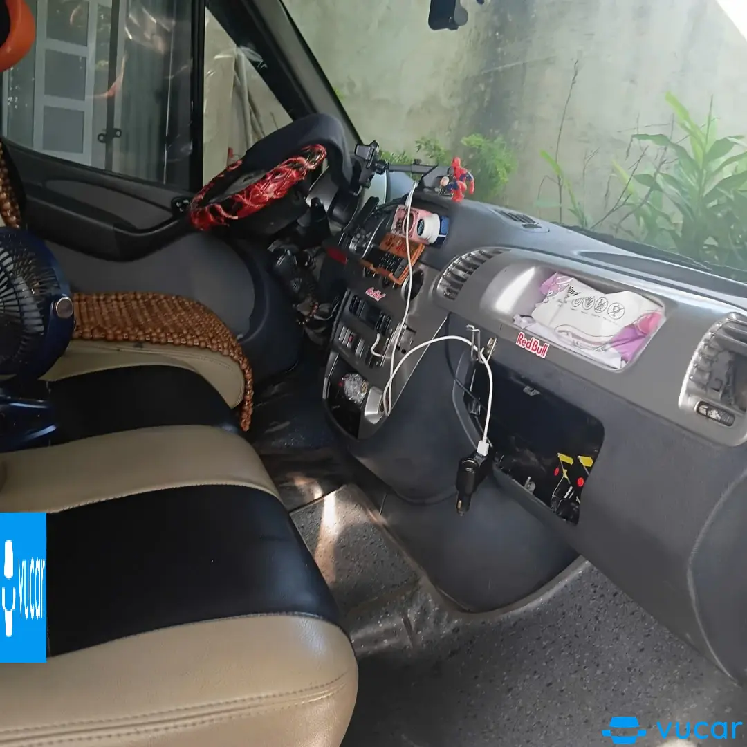 Mercedes-Benz Sprinter 2006 - Nội thất 4