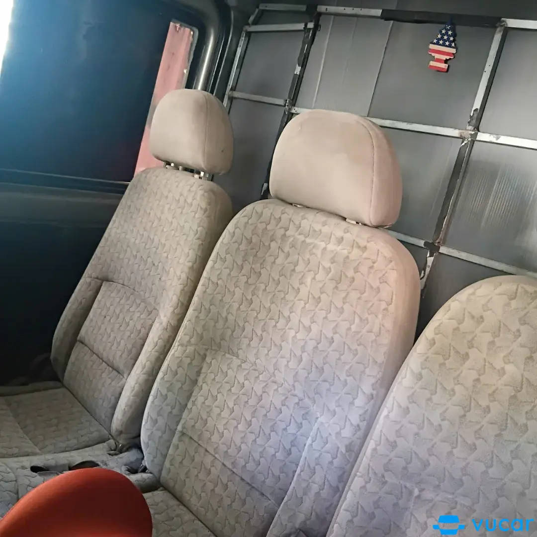 Mercedes-Benz Sprinter 2006 - Nội thất 5