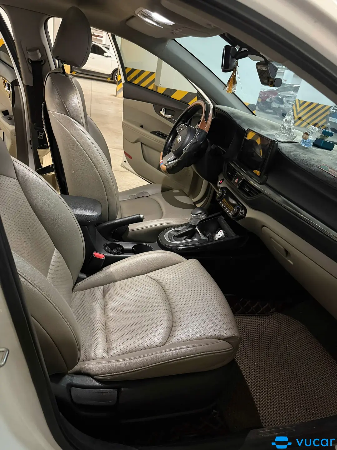 Kia Cerato 1.6 at . 2020 - Nội thất 6