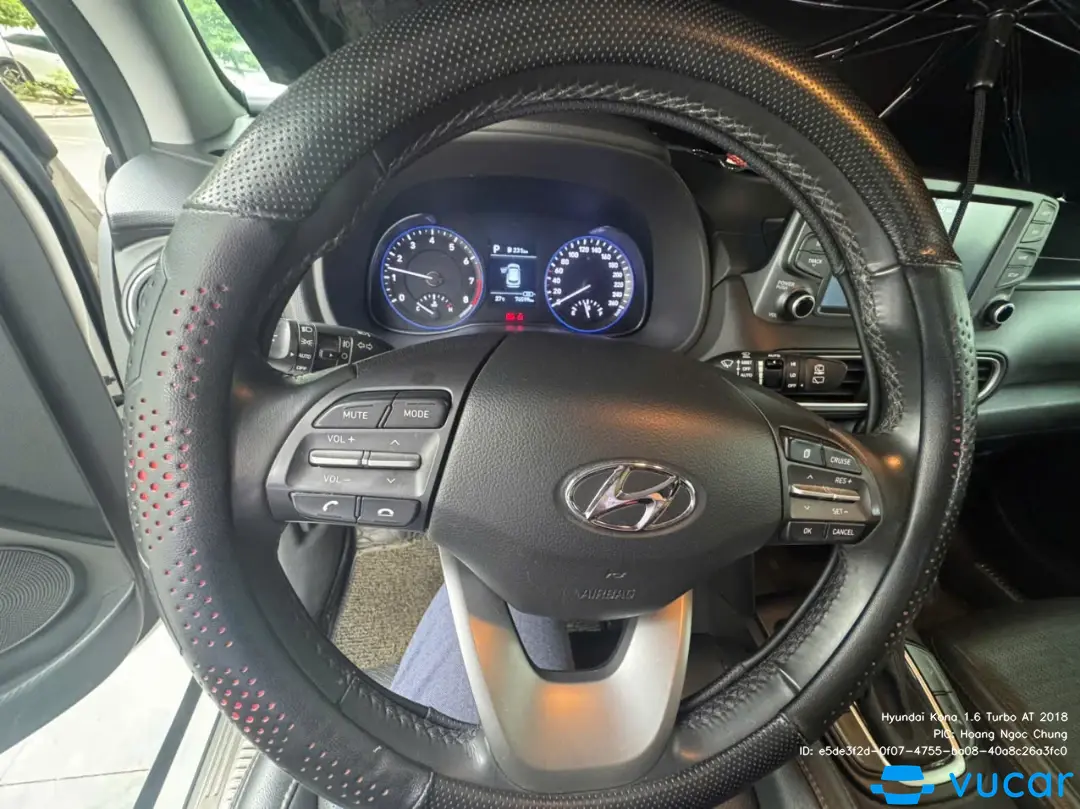 Hyundai Kona 1.6 Turbo AT 2018 - Nội thất 2