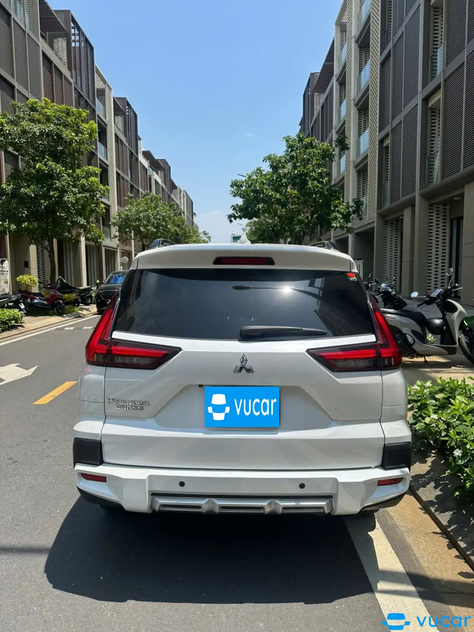 Ảnh xe Mitsubishi Xpander Cross 1.5 AT 2023 - ảnh 4
