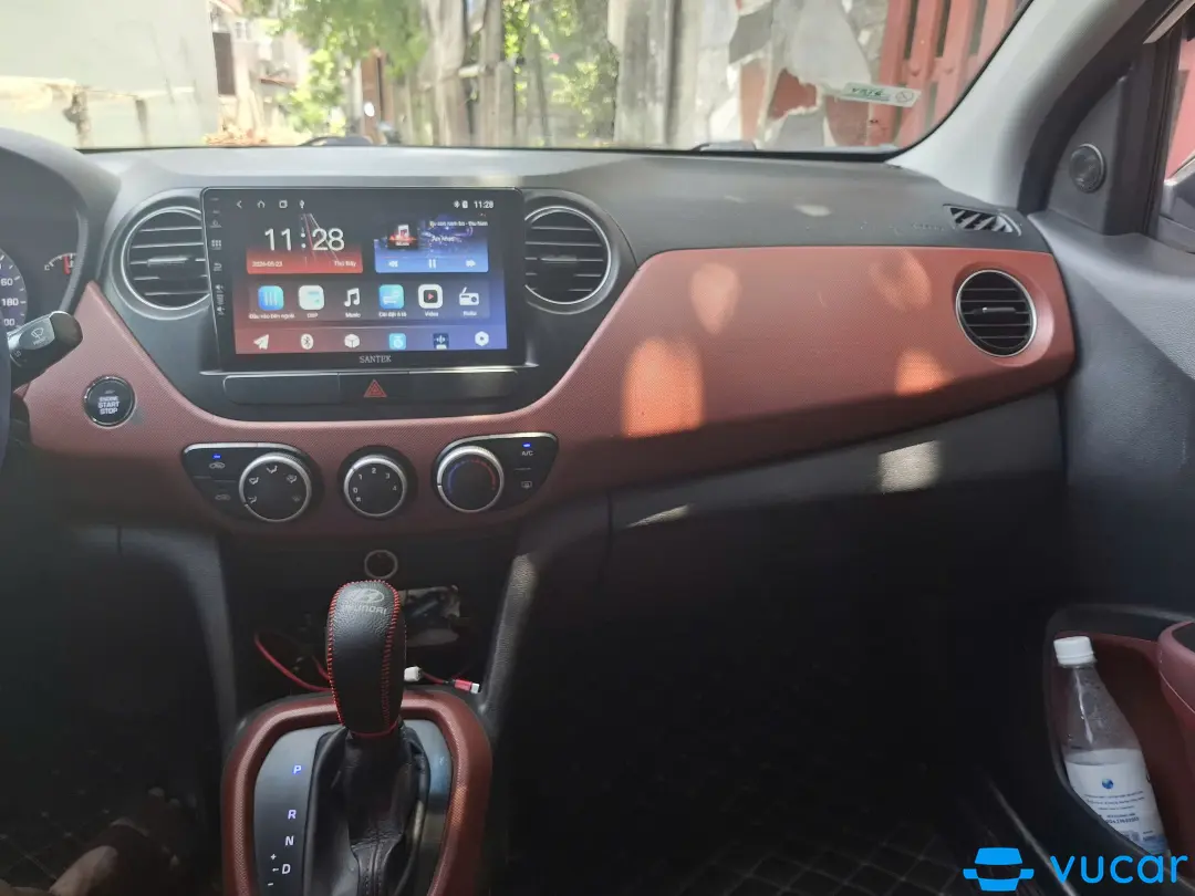Hyundai I10 Grand 1.2 AT 2016 - Nội thất 3
