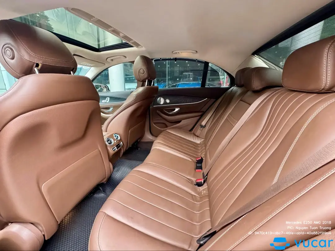 Mercedes E class E250 2018 - Nội thất 1