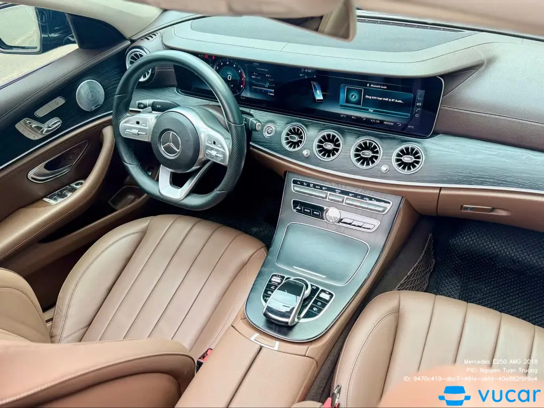 Mercedes E class E250 2018 - Nội thất 2