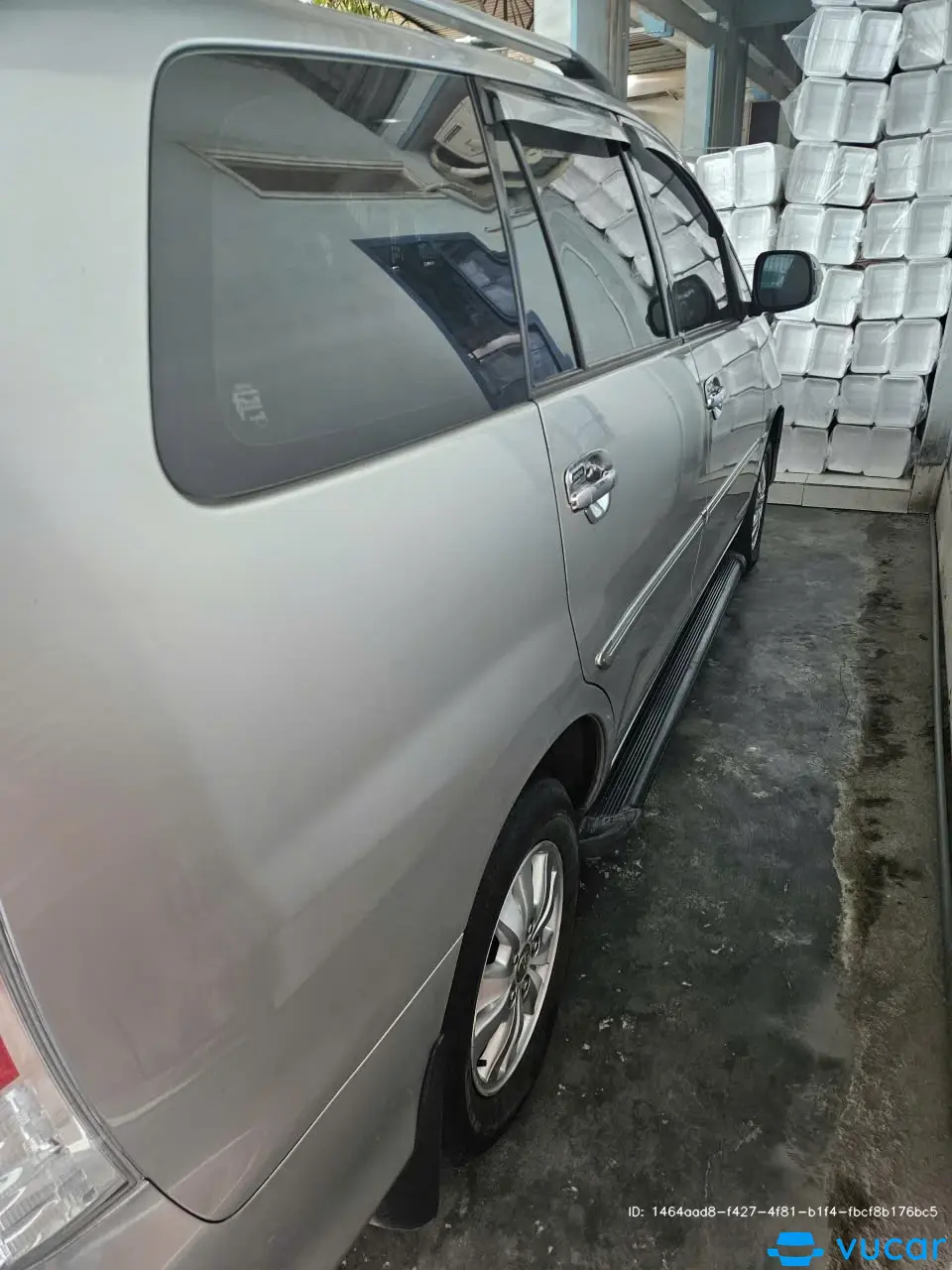 Toyota Innova V 2010 - Ngoại thất 6