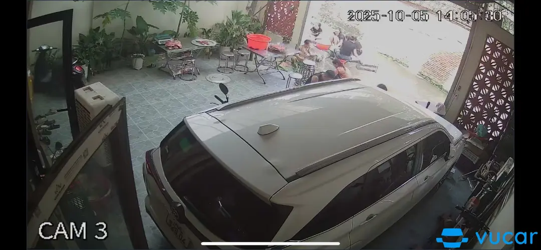 Toyota Veloz Cross Top 1.5 CVT 2024 - Ngoại thất 1