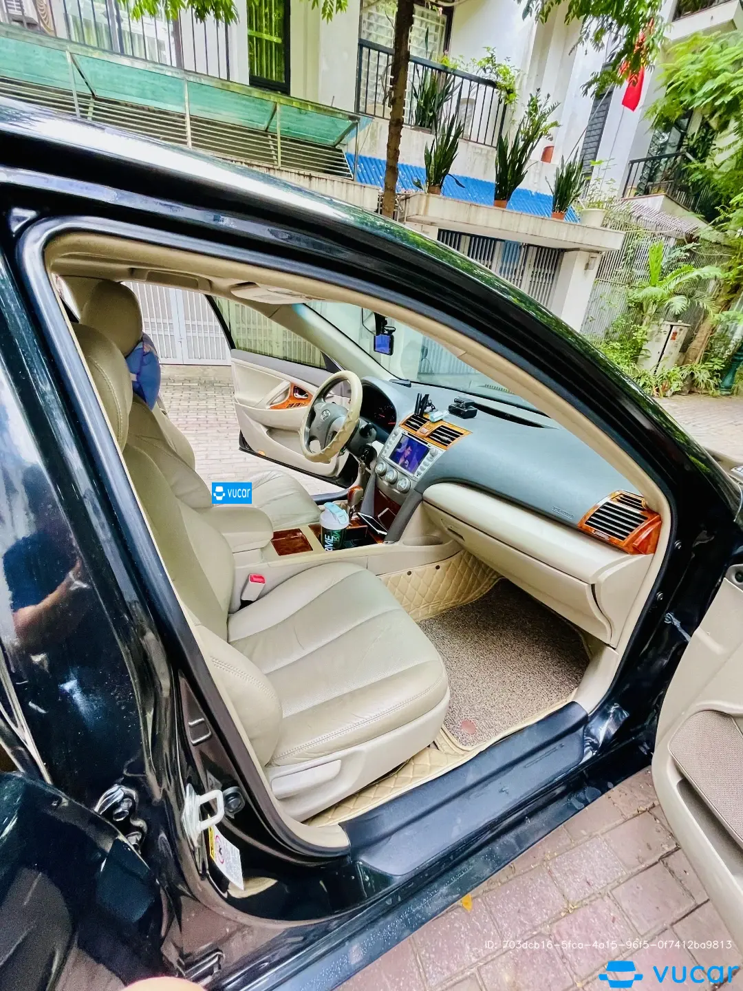 Toyota Camry LE 2.5 2010 - Nội thất 3