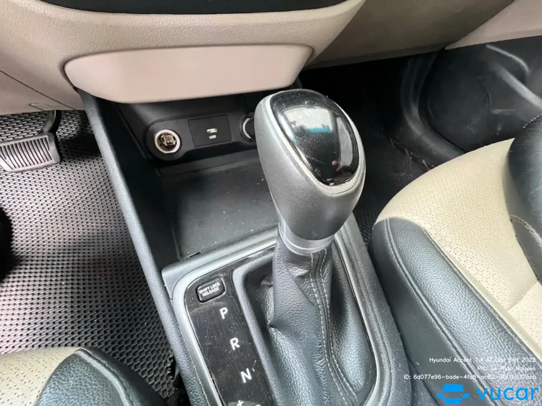 Hyundai Accent 1.4 AT Đặc Biệt 2022 - Nội thất 1
