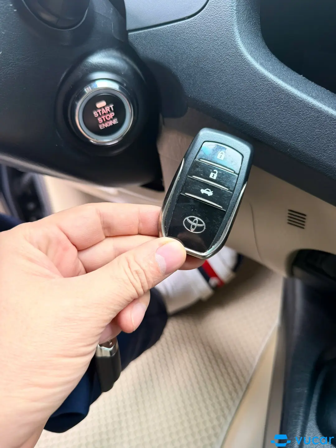 Fortuner - AT 2016 - Nội thất 4