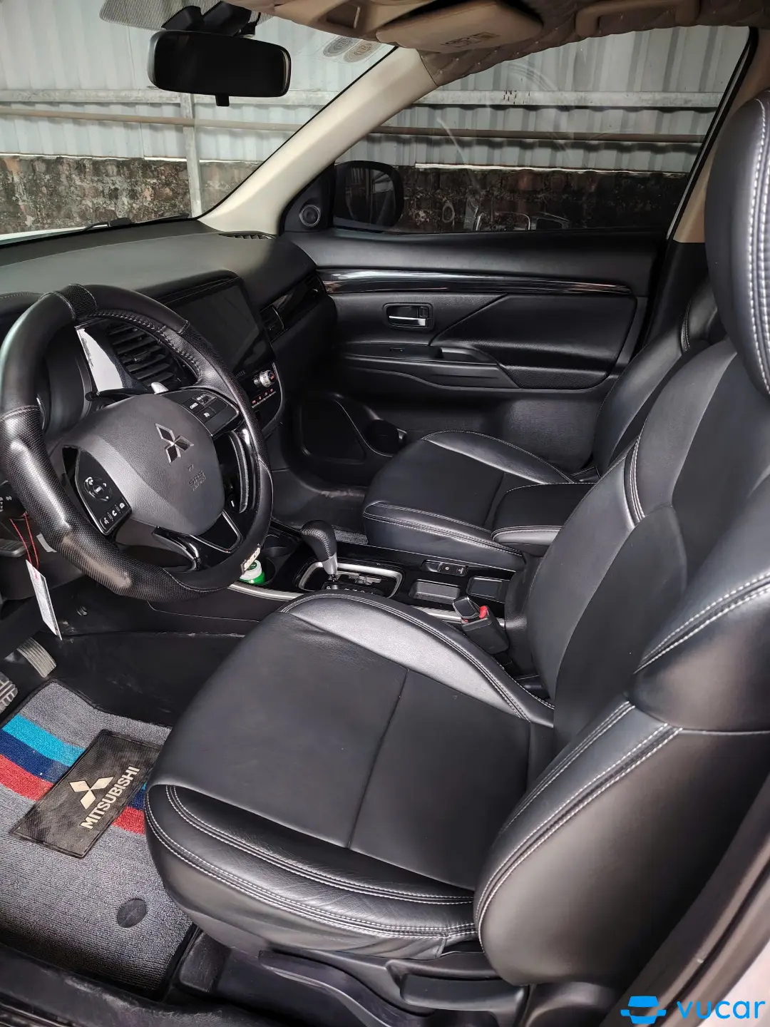 Mitsubishi Outlander 2.0 CVT 2021 - Nội thất 4