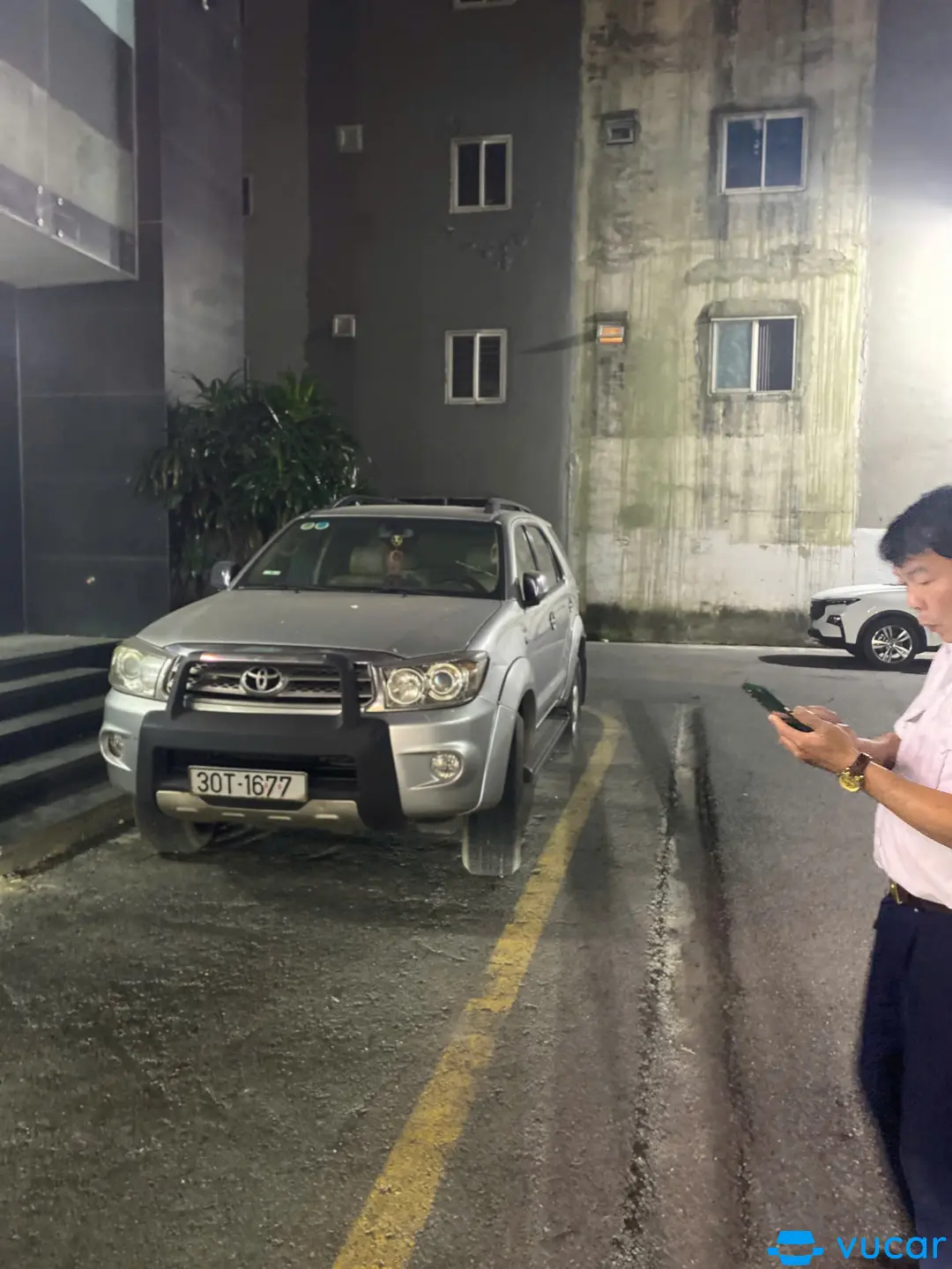 Toyota Fortuner 2009 - Nội thất 1