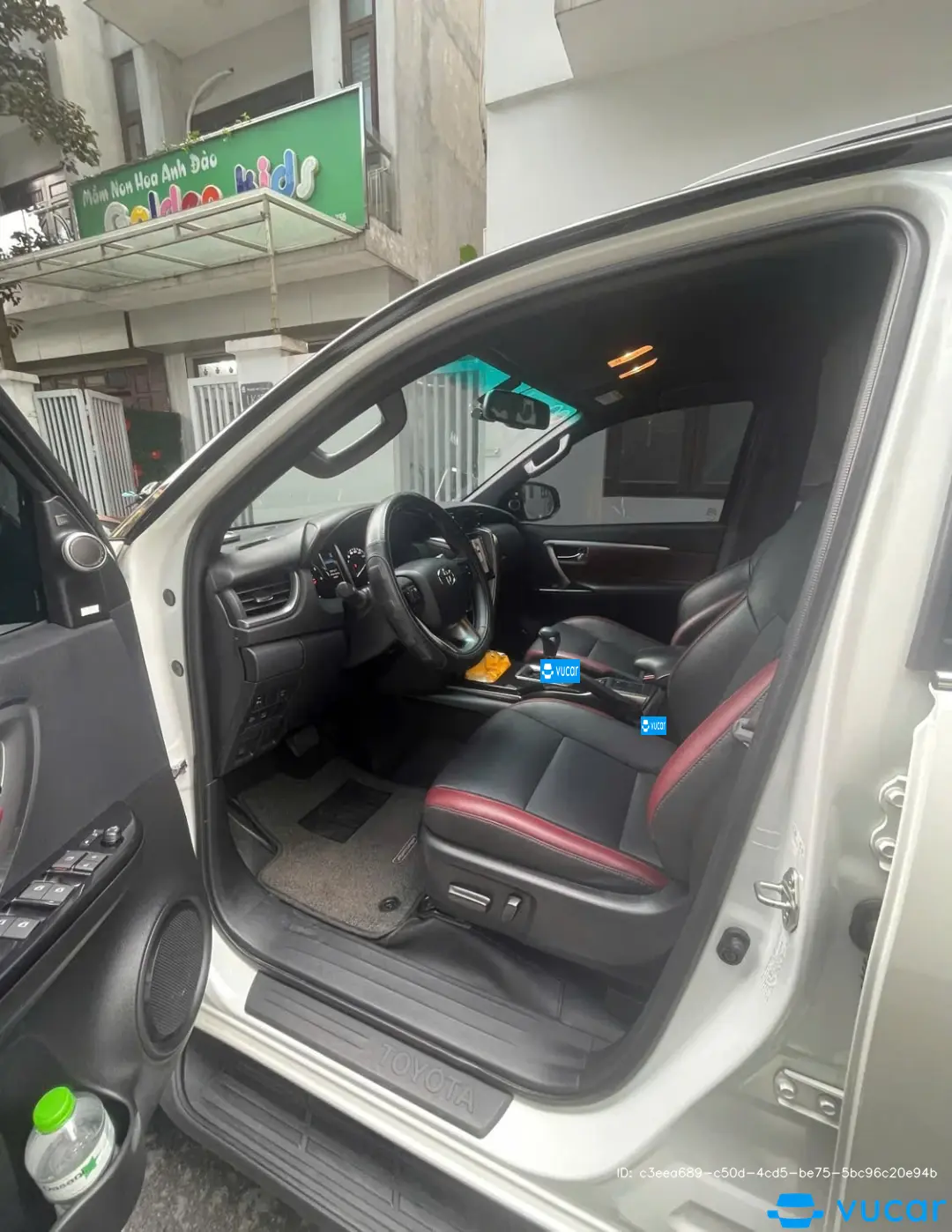 Toyota Fortuner Legender 2024 - Nội thất 2
