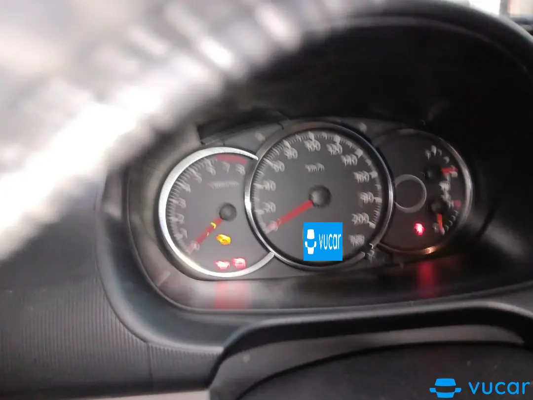 Mitsubishi Pajero Sport D 4x2 AT 2013 - Nội thất 4