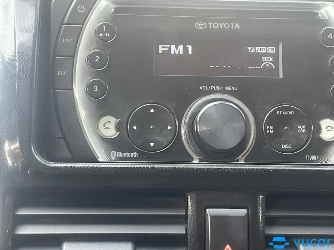 Xe viios 2015 - Nội thất 1