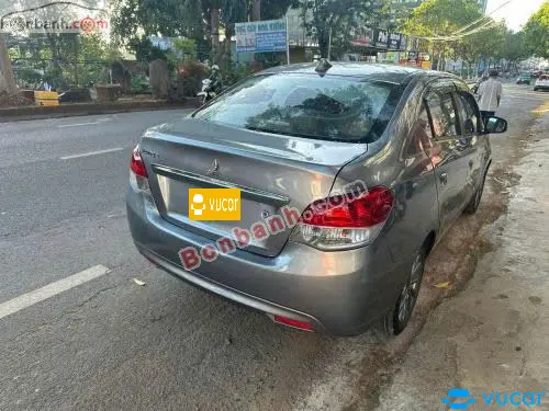 mitsubishi attrage CVT 2017