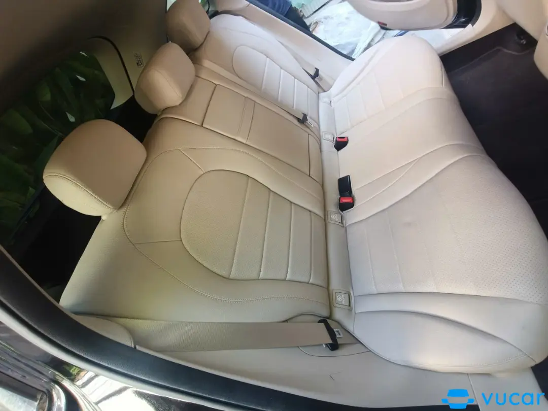 Mercedes Glc 200 4Matic 2022 - Nội thất 3