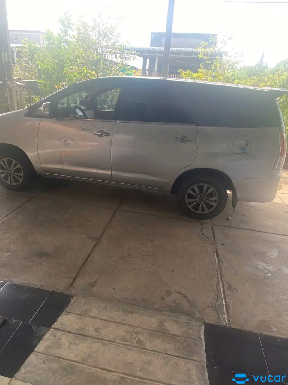 Toyota - Ngoại thất 4