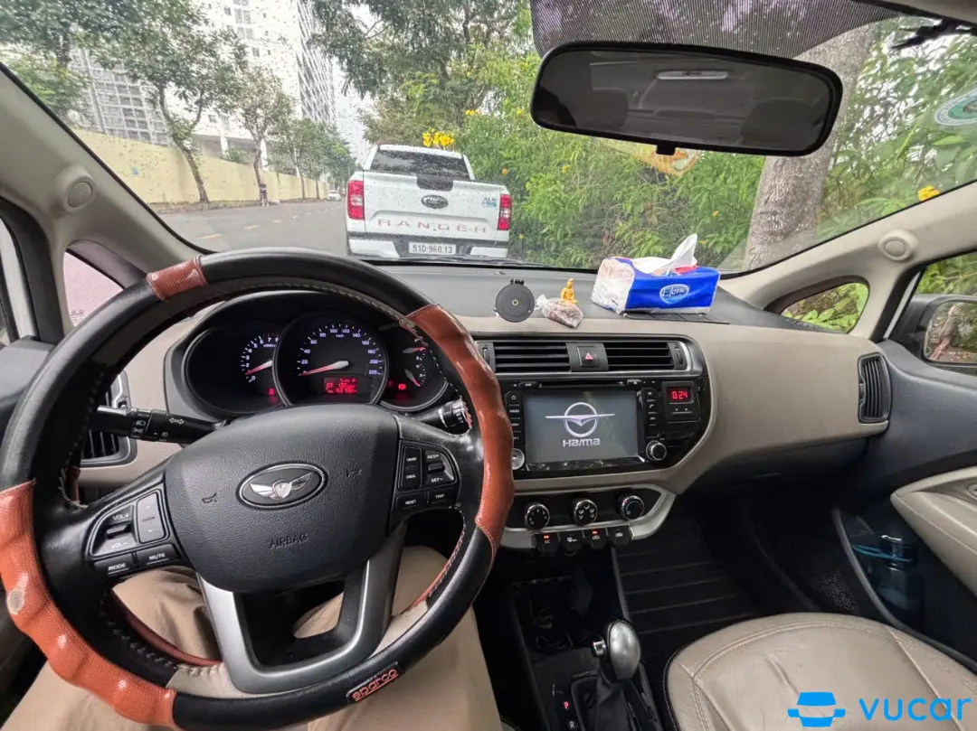 Kia Rio 1.4 AT 2015 - Nội thất 3