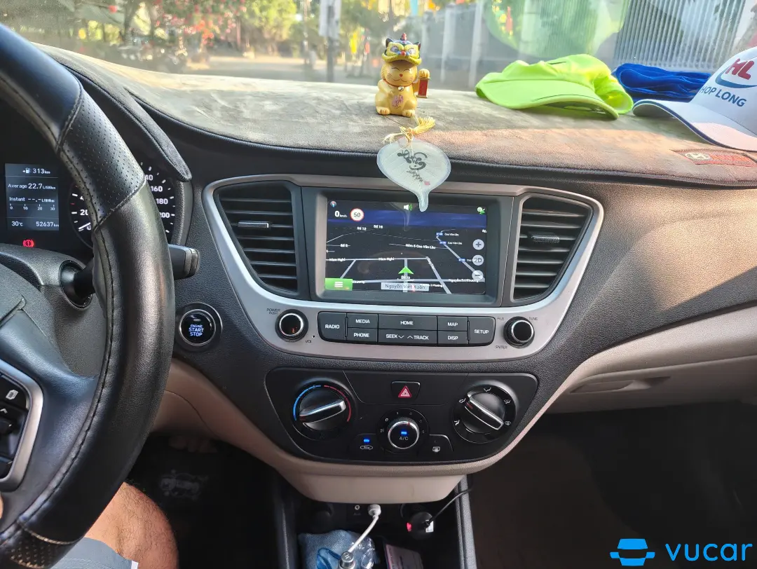 Hyundai Accent 1.4 MT 2020 - Nội thất 2